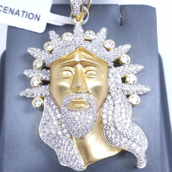 Icy Jesus Pendant - Picture 4 of 7